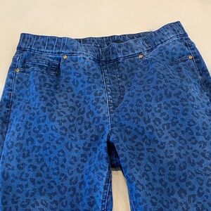 Issac Mizrahi Blue Leopard Print Women's Jeans